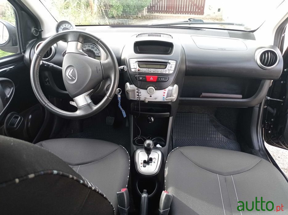 2012' Citroen C1 photo #6