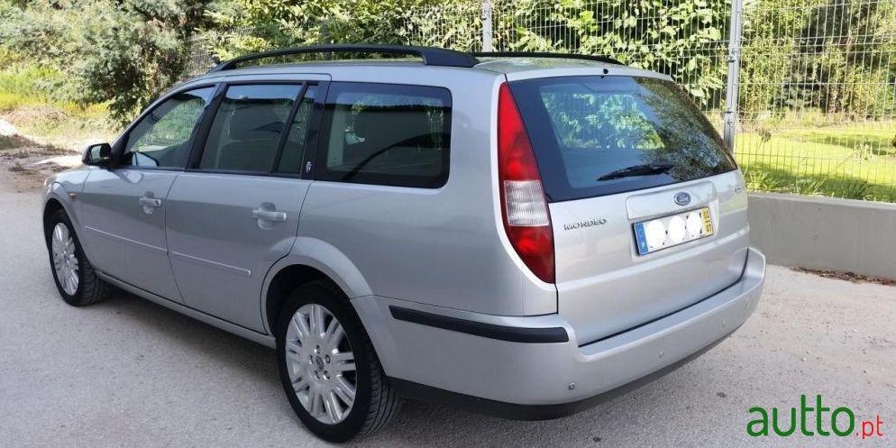 2002' Ford Mondeo Sw photo #1