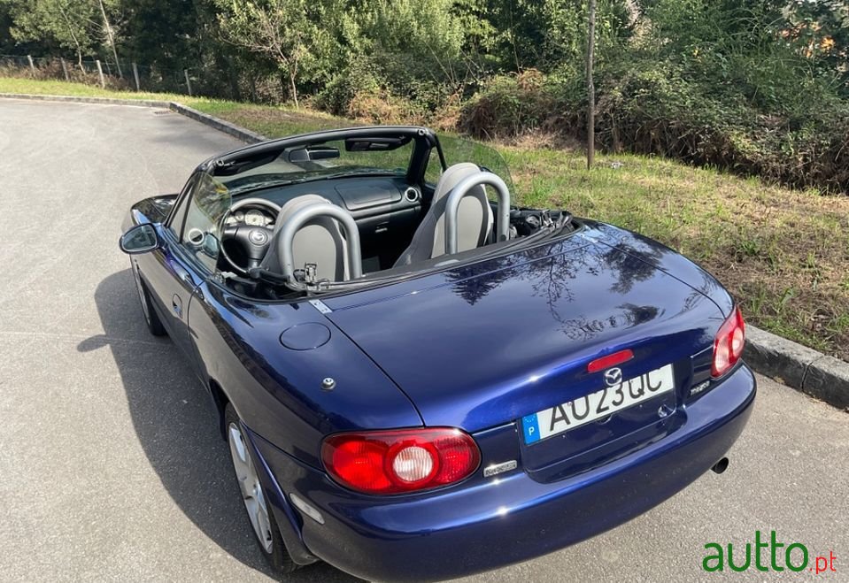 2003' Mazda MX-5 photo #3