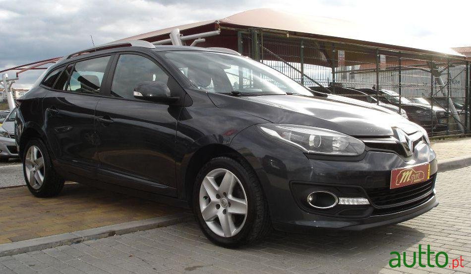 2014' Renault Megane Sport Tourer photo #1