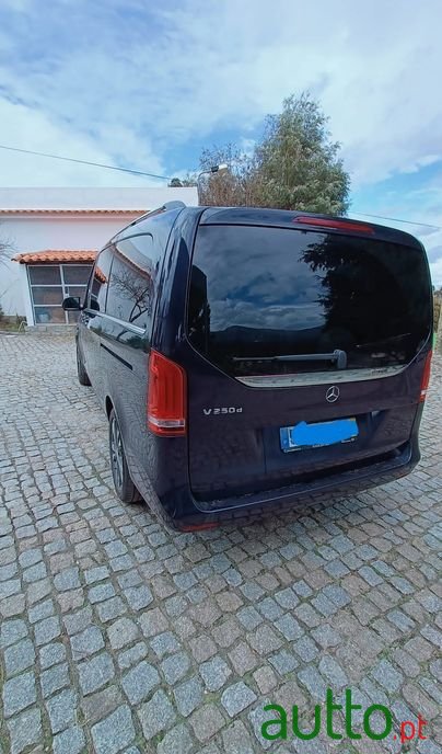 2016' Mercedes-Benz V-250 photo #2