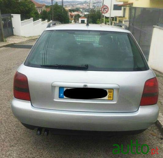 1998' Audi A4 Avant photo #1