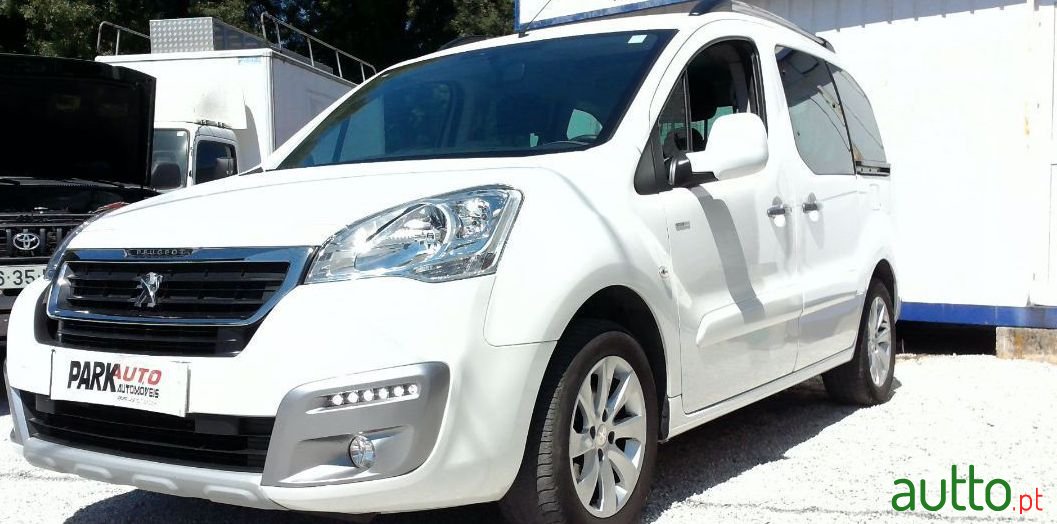 2018' Peugeot Partner photo #4