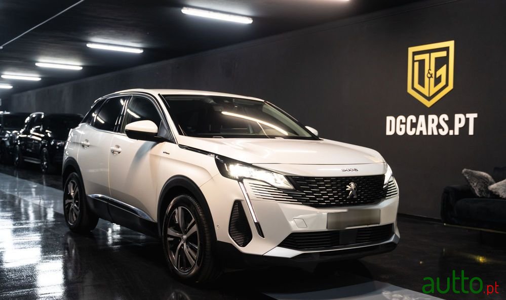 2021' Peugeot 3008 photo #3