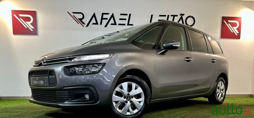 2020' Citroen C4 SpaceTourer photo #1