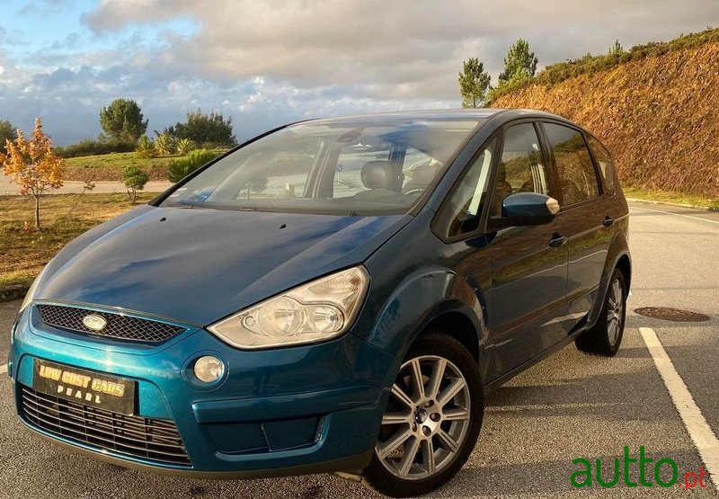 2008' Ford S-Max photo #1