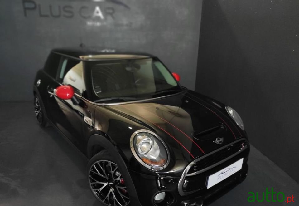 2015' MINI Cooper photo #4