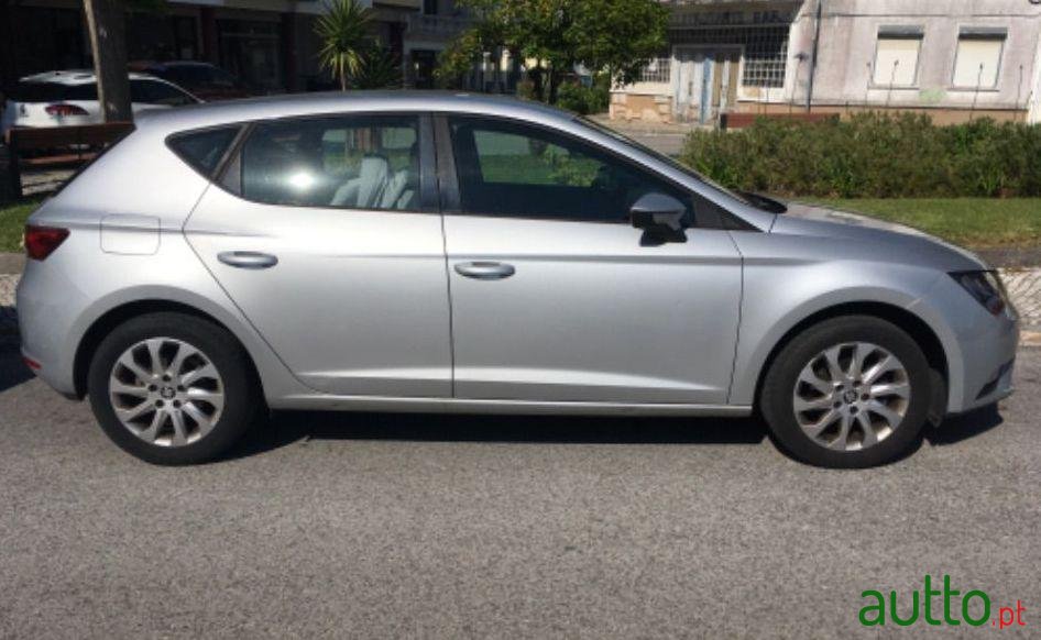 2014' SEAT Leon photo #3