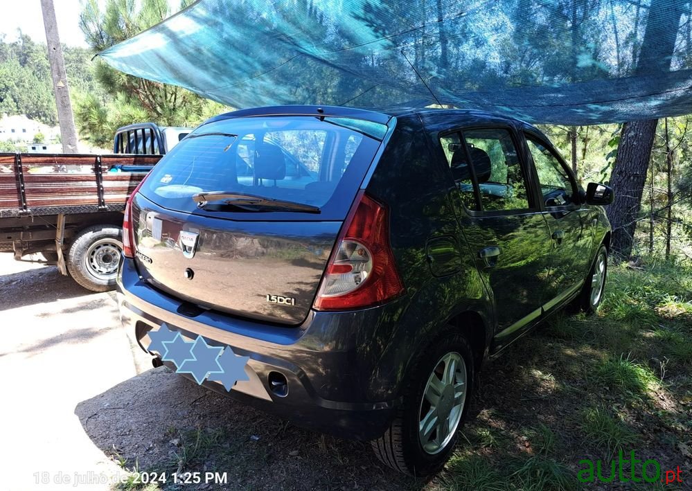 2011' Dacia Sandero 1.5 Dci Confort photo #4