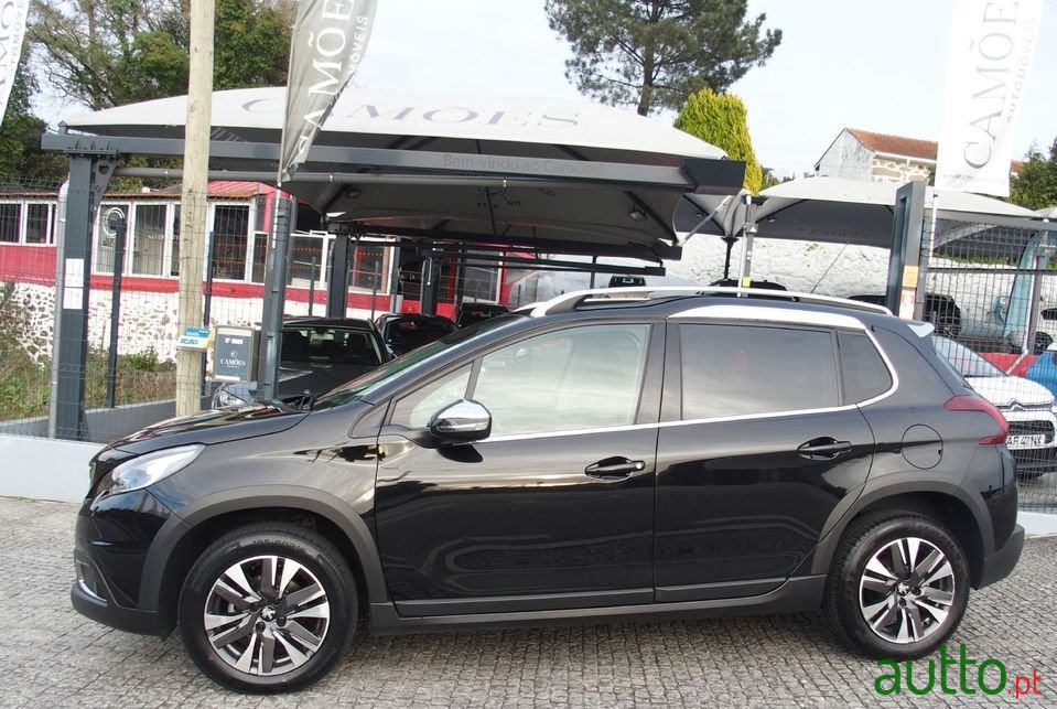 2018' Peugeot 2008 photo #5