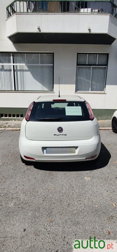 2013' Fiat Punto photo #4