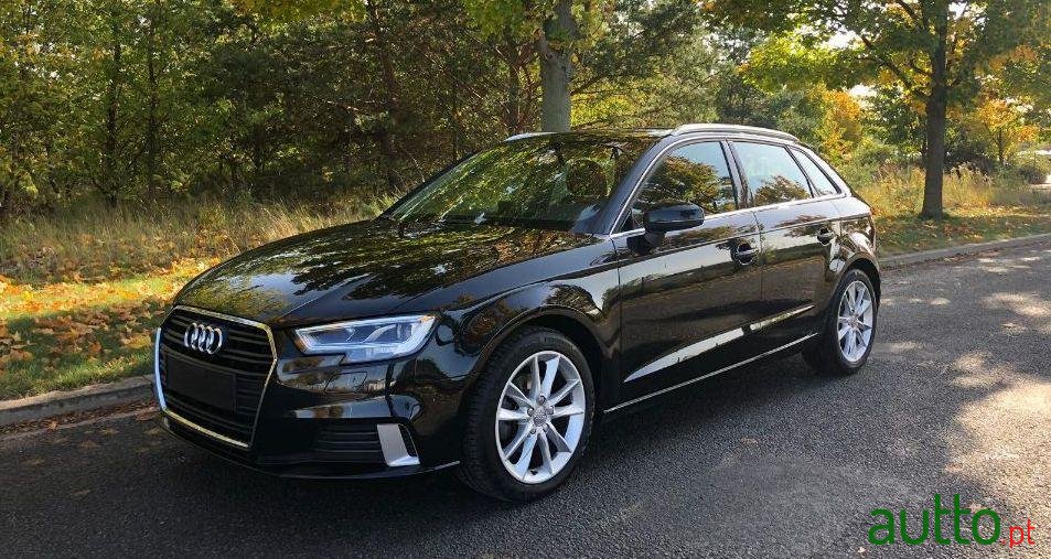 2016' Audi A3 Sportback photo #2