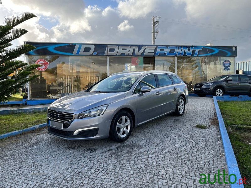 2017' Peugeot 508 Sw photo #1