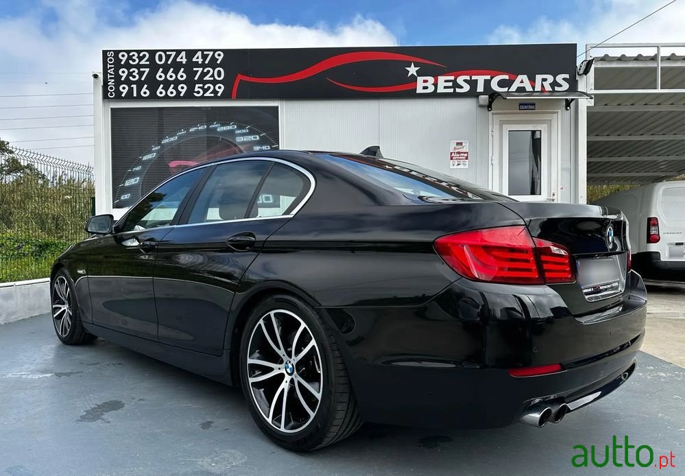 2012' BMW 520 D photo #5