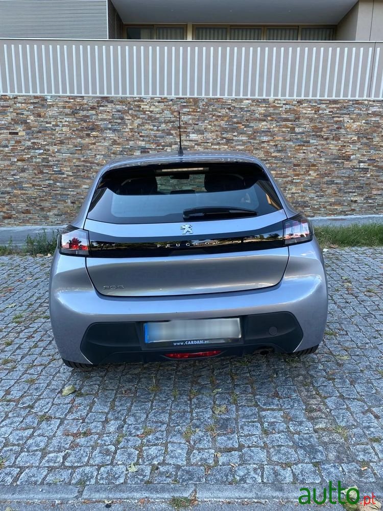2020' Peugeot 208 photo #5