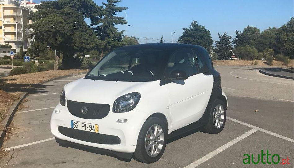 2014' Smart Fortwo Passion photo #2