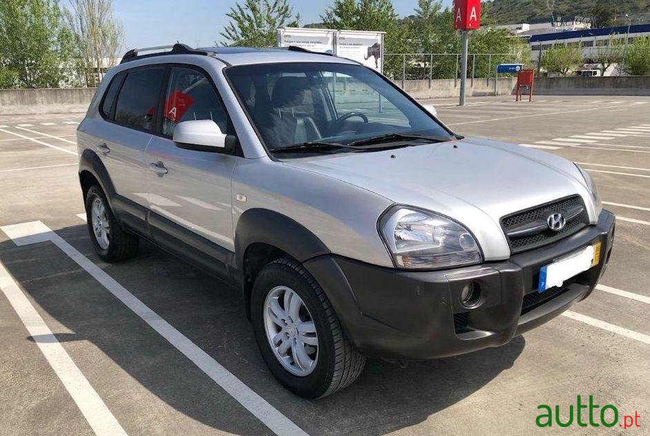 2006' Hyundai Tucson 2.0 Crdi Exclusive photo #2