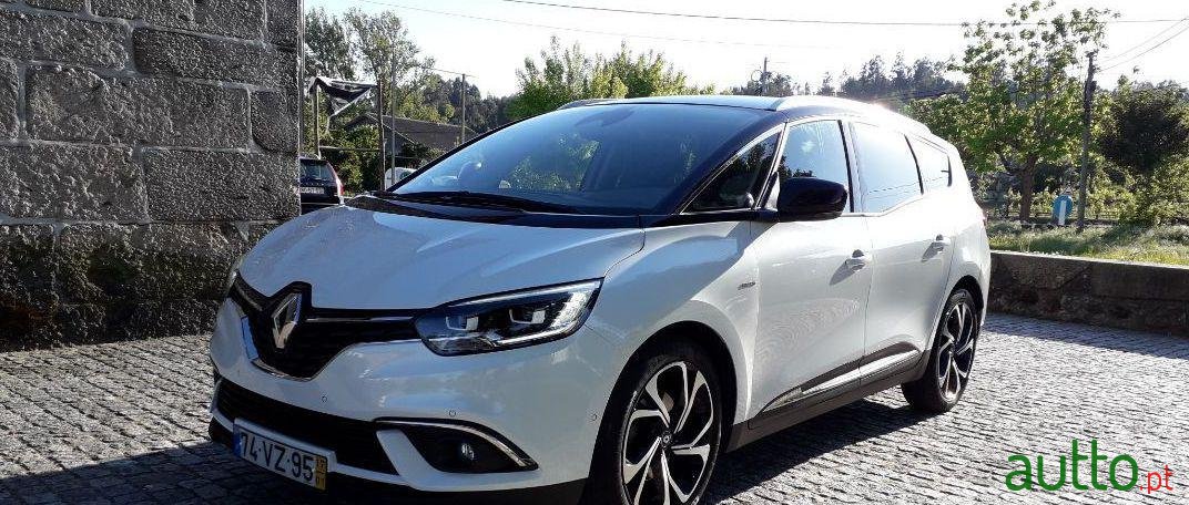 2017' Renault Grand Scenic photo #2