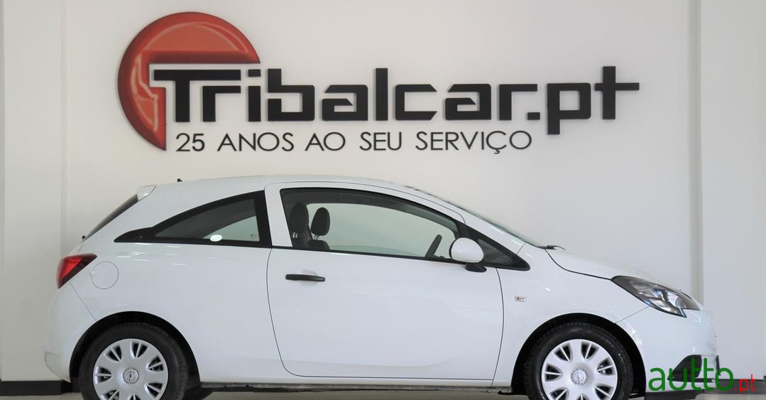 2015' Opel Corsa photo #4