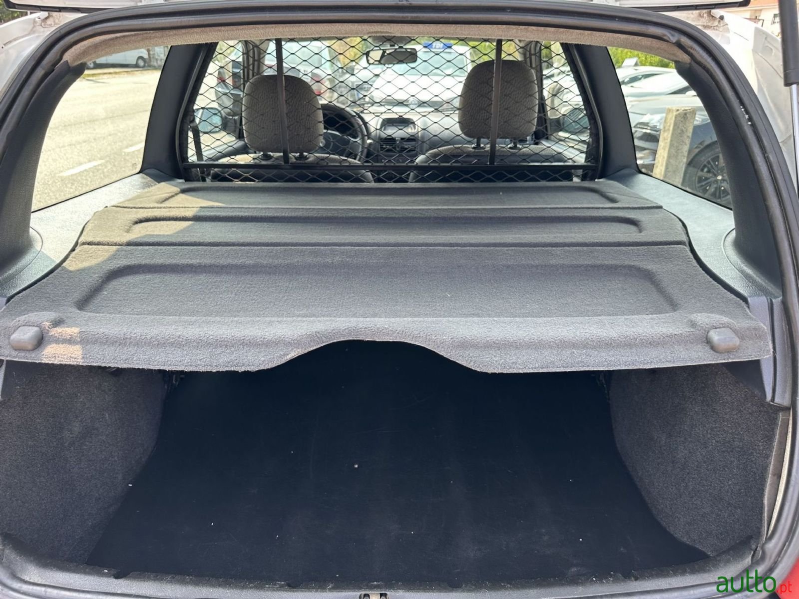 2005' Renault Clio photo #4