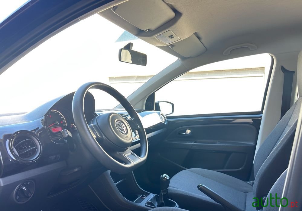 2014' Volkswagen Up! photo #5