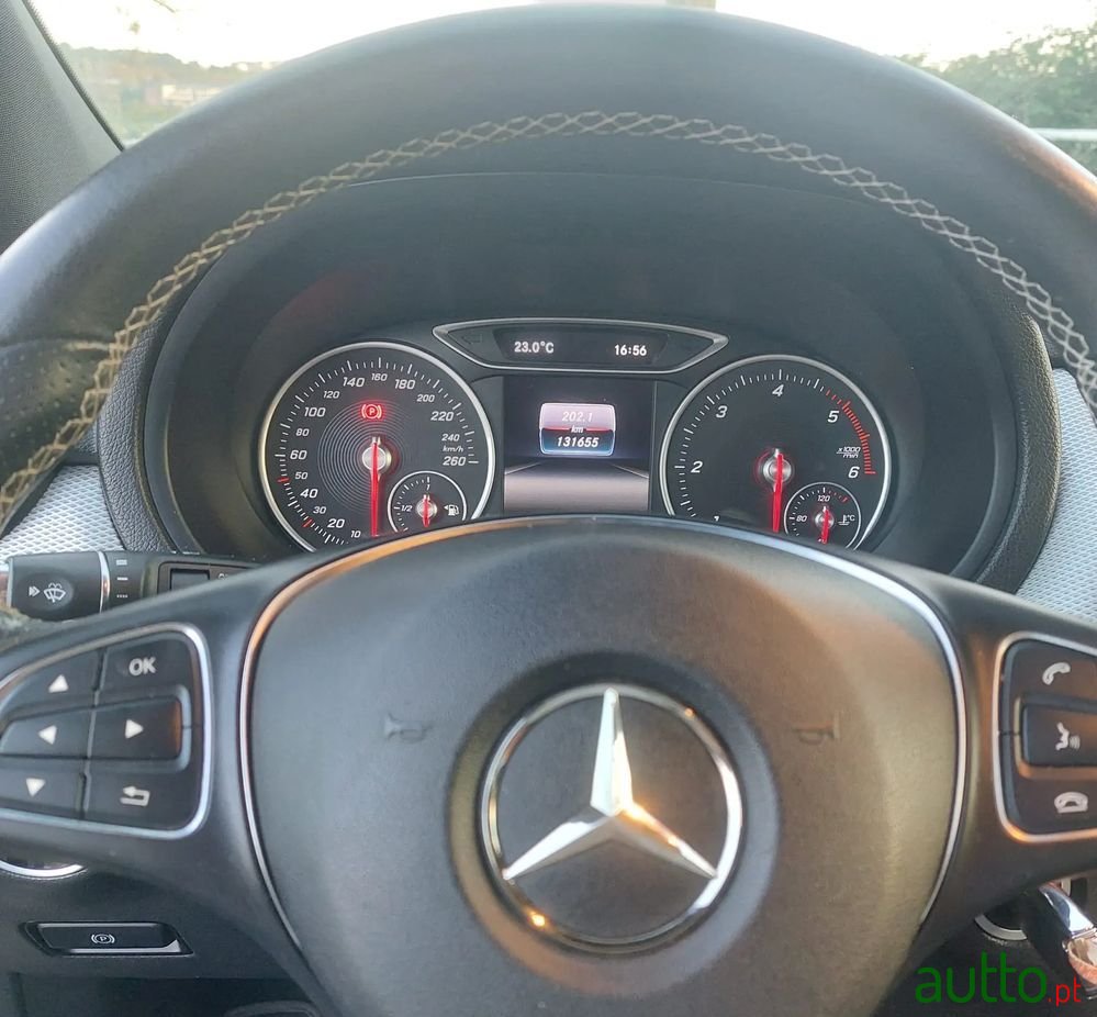 2017' Mercedes-Benz Classe B Cdi Urban photo #6