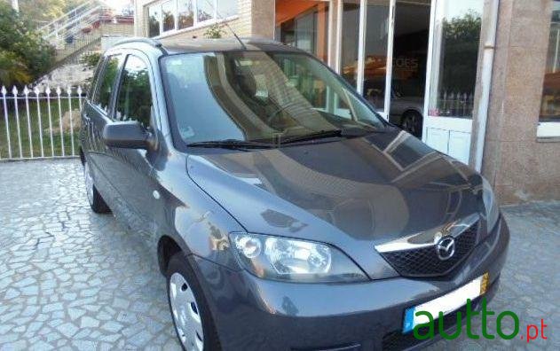 2004' Mazda 2 1.25 Comfort photo #1