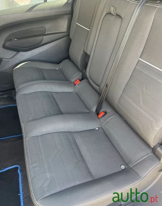 2017' Ford Tourneo Connect photo #3