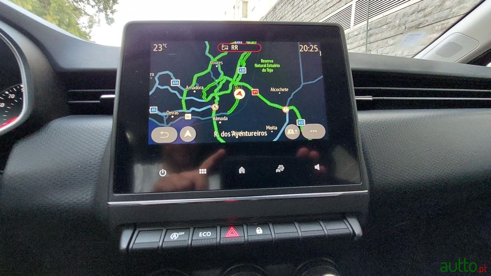 2020' Renault Clio photo #4