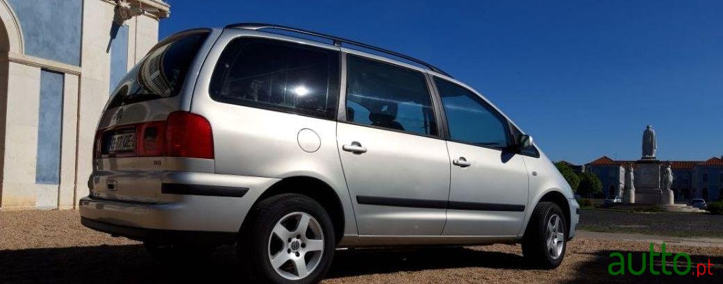 2000' Volkswagen Sharan photo #3