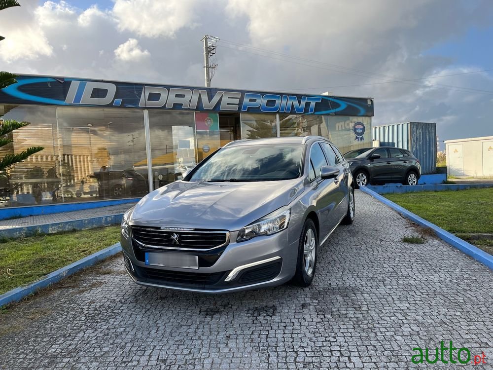 2017' Peugeot 508 Sw photo #2