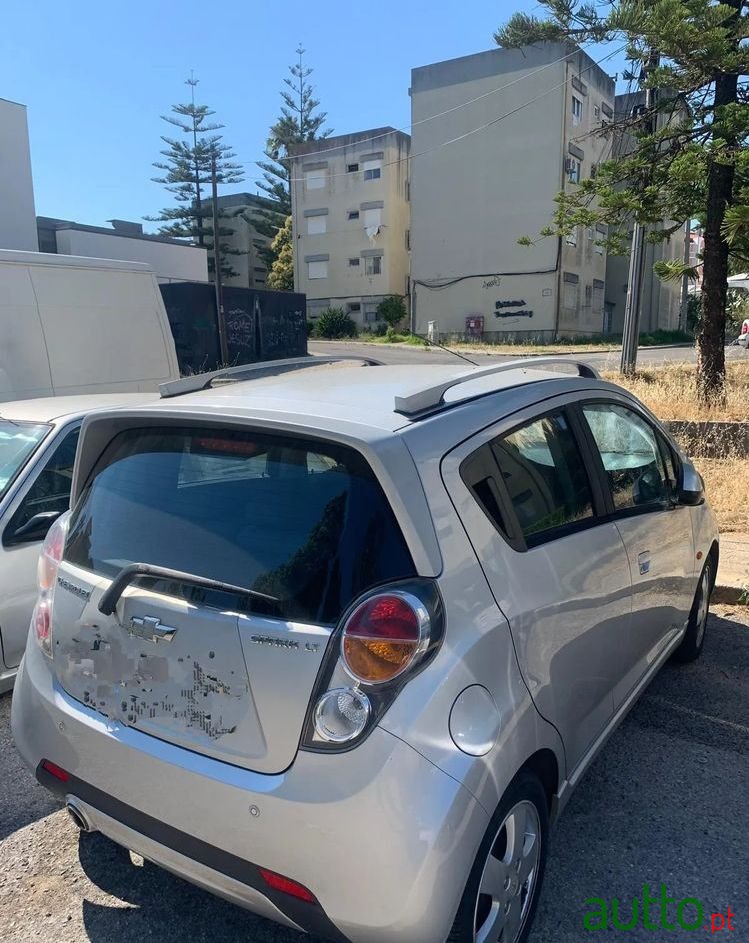 2010' Chevrolet Spark 1.2 Lt photo #1