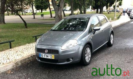 2008' Fiat Grande Punto Multijet photo #3