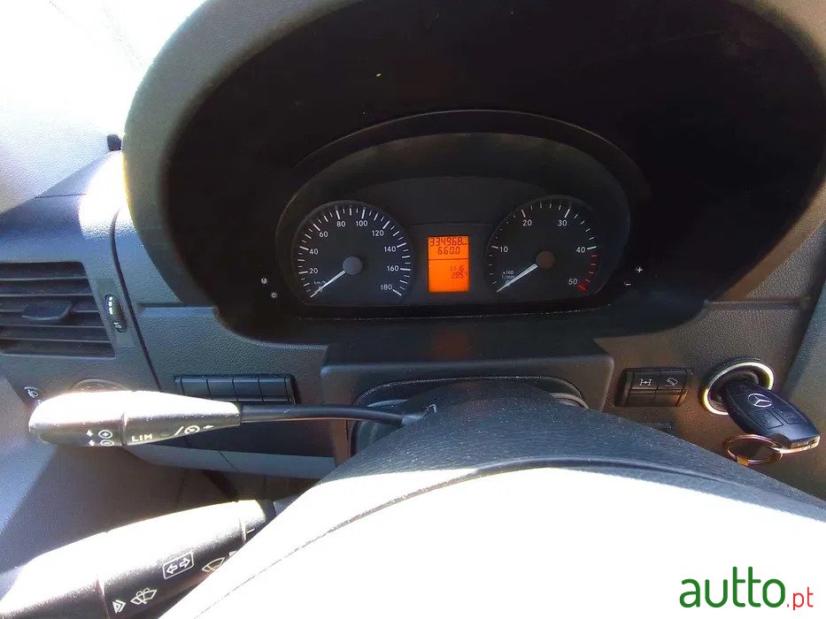 2012' Mercedes-Benz Sprinter 318 photo #5