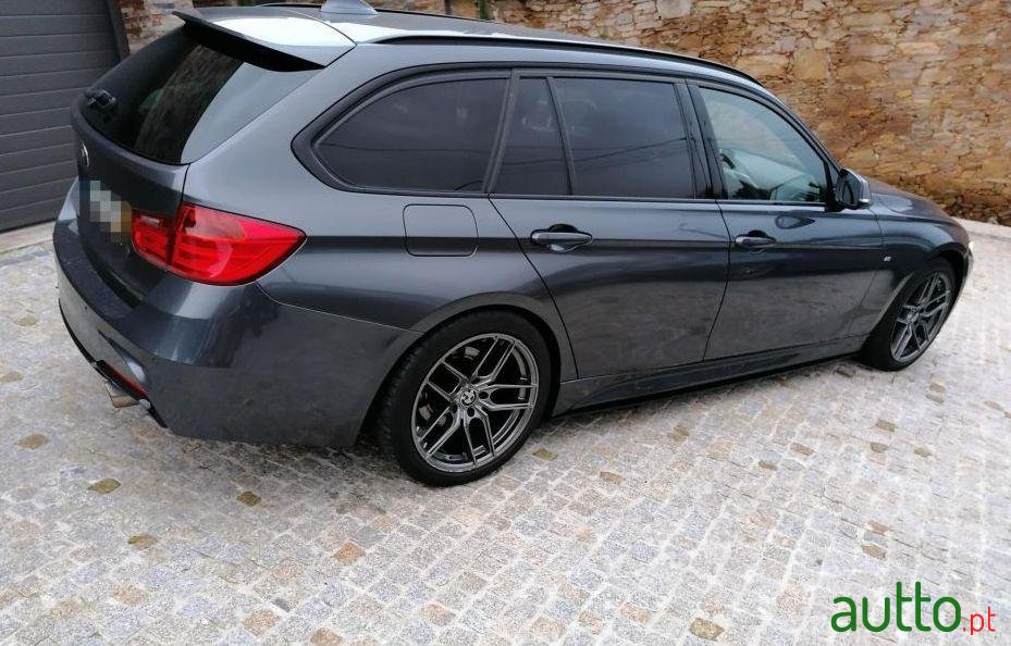 2014' BMW 318 Pack M Performance photo #3