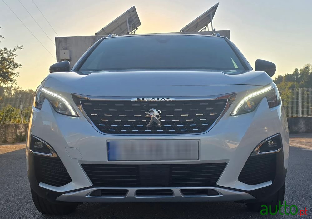 2018' Peugeot 3008 photo #1