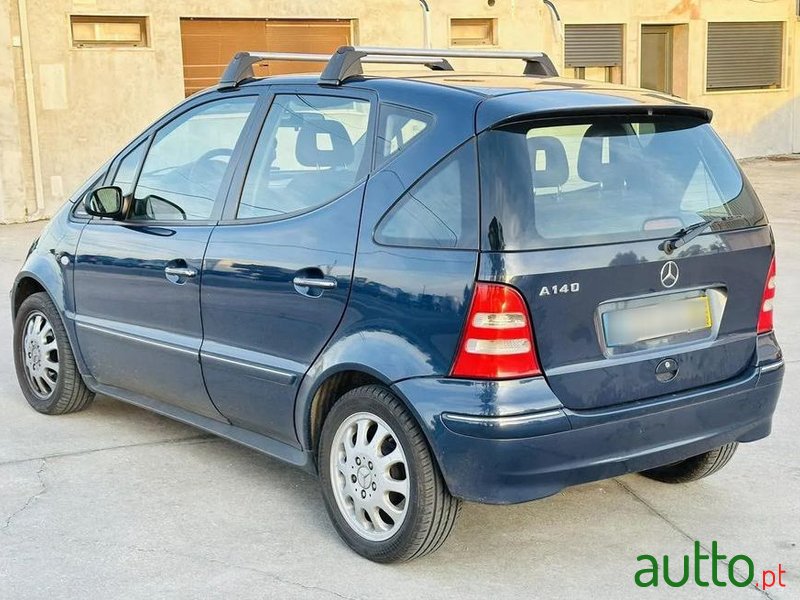 2004' Mercedes-Benz Classe A Elegance photo #1