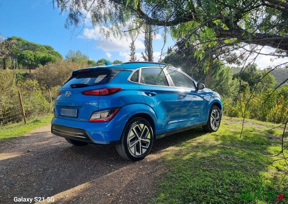 2022' Hyundai Kauai 39 Kwh Premium photo #3