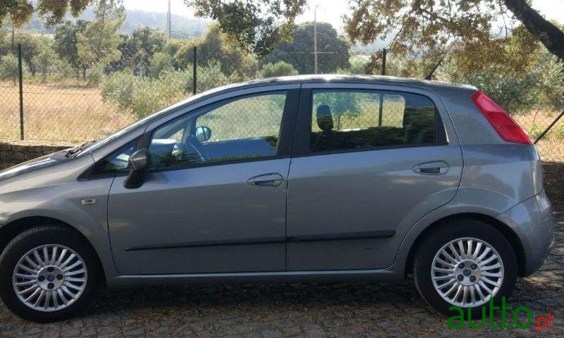 2007' Fiat Grande Punto photo #2