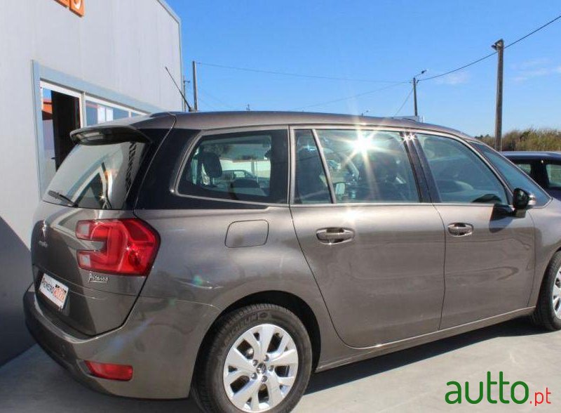 2015' Citroen C4 Grand Picasso photo #1