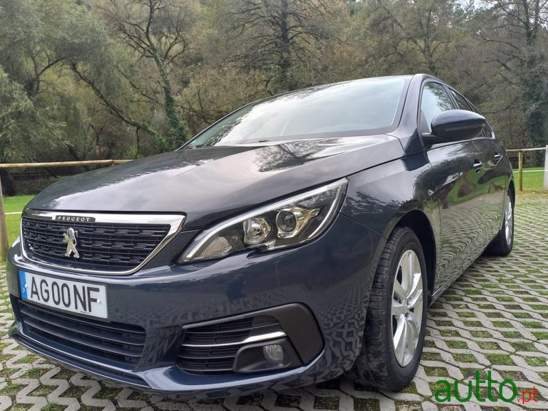 2018' Peugeot 308 Sw photo #2