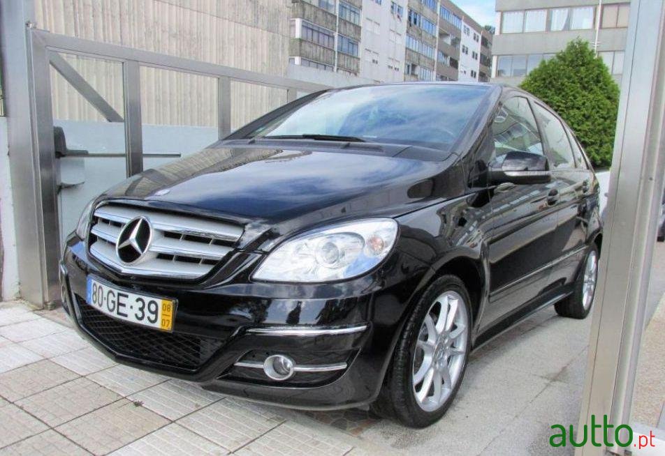 2008' Mercedes-Benz B-150 photo #2