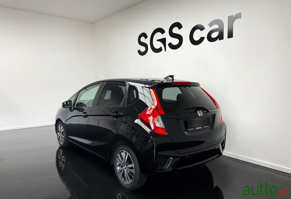 2017' Honda Jazz photo #3