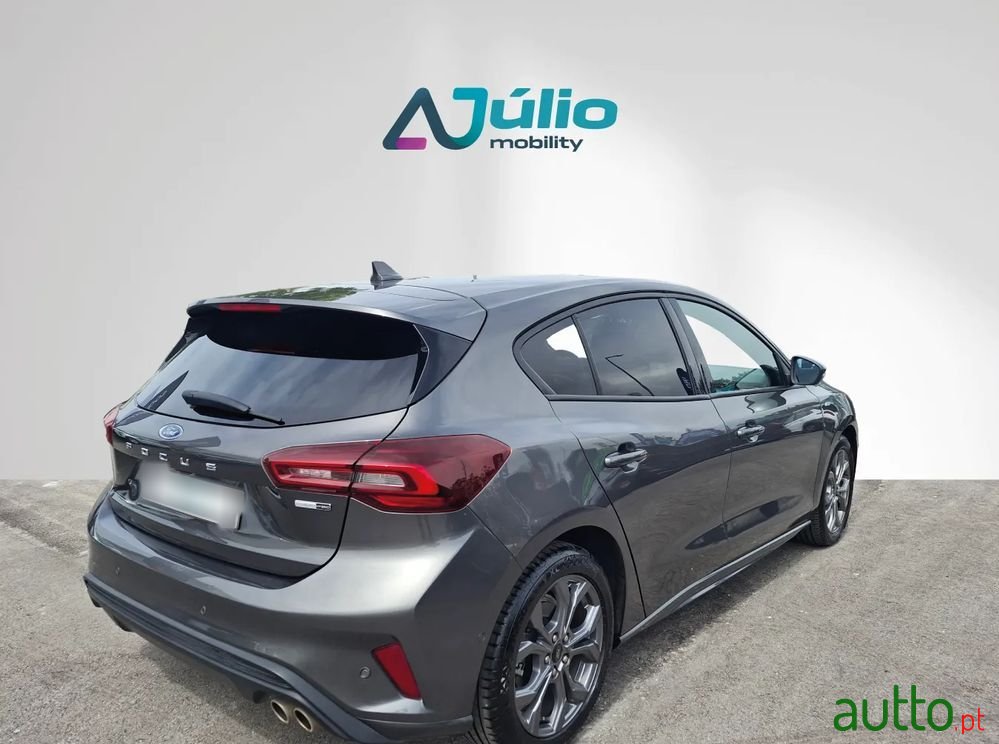 2023' Ford Focus photo #6