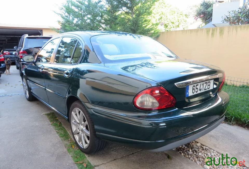 2004' Jaguar X-Type photo #5
