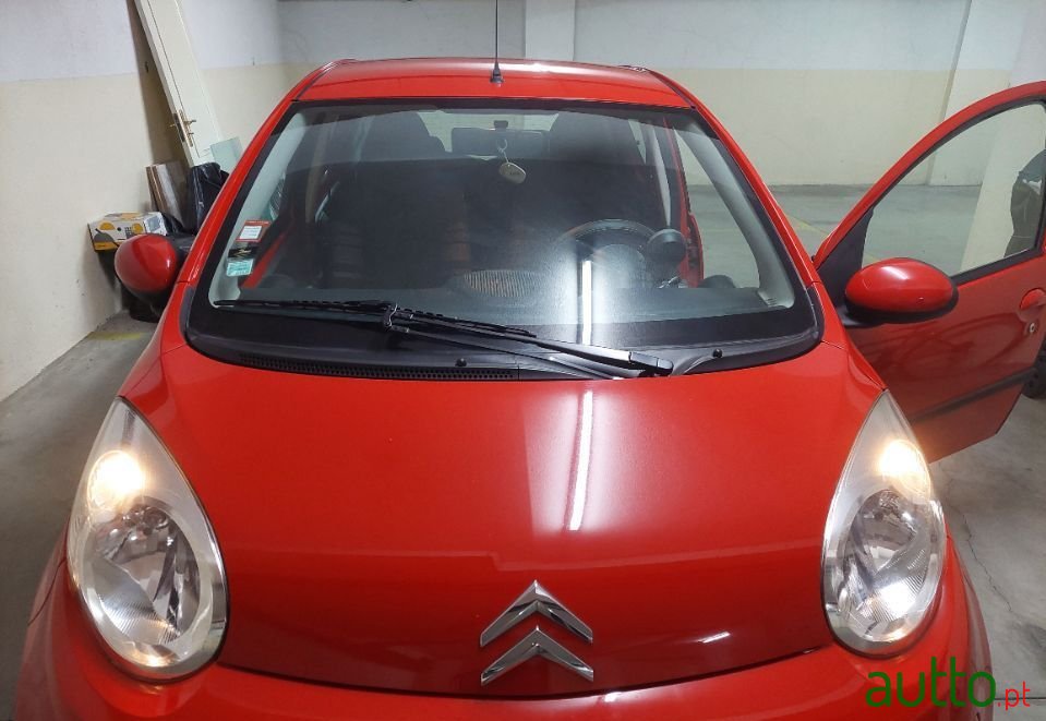 2010' Citroen C1 photo #1