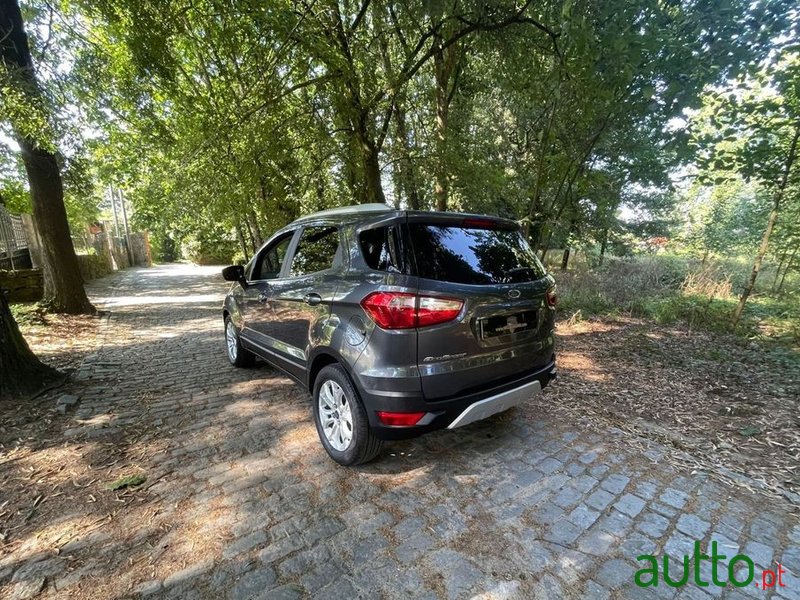 2017' Ford EcoSport photo #4