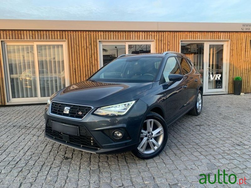 2020' SEAT Arona 1.0 Tsi Fr photo #1