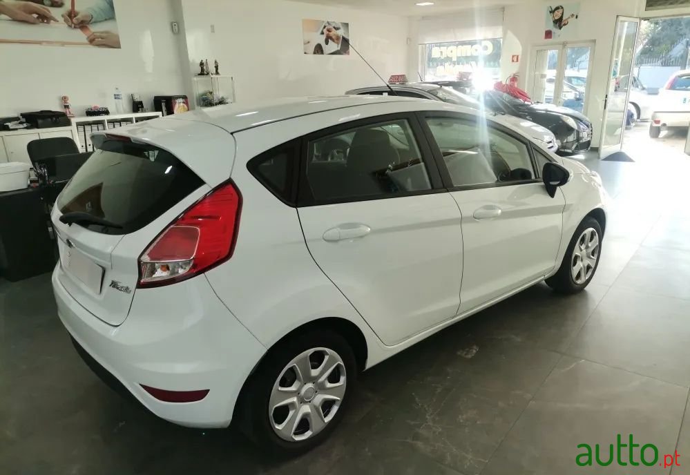 2013' Ford Fiesta 1.25 Trend photo #4