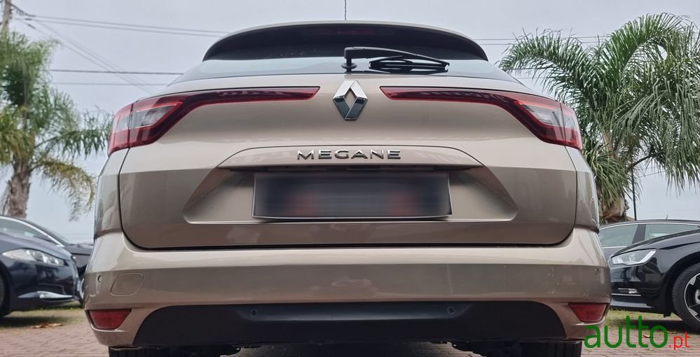 2018' Renault Megane Sport Tourer photo #5